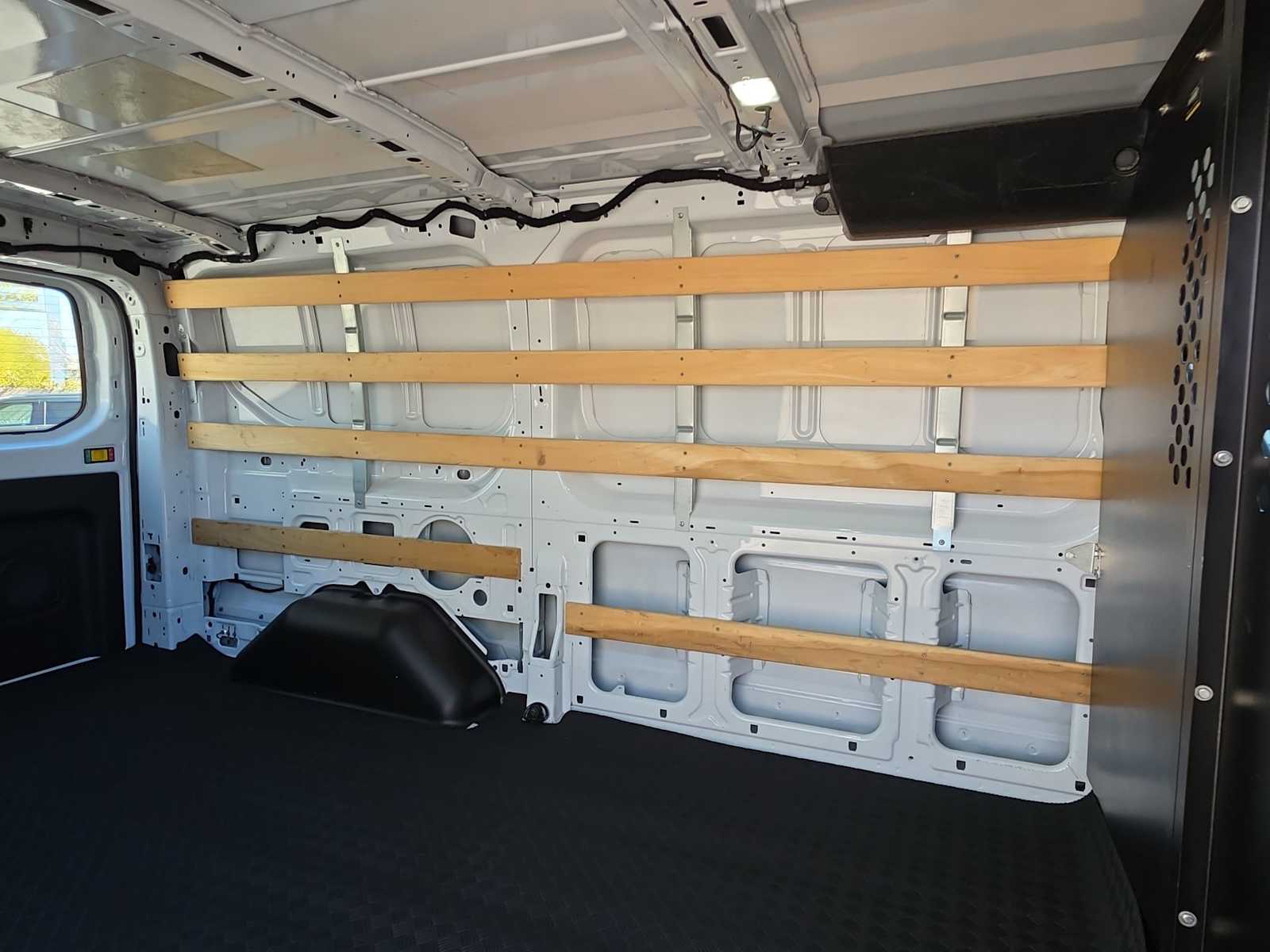 Thumbnail: 2024 Ford Transit Series - 17