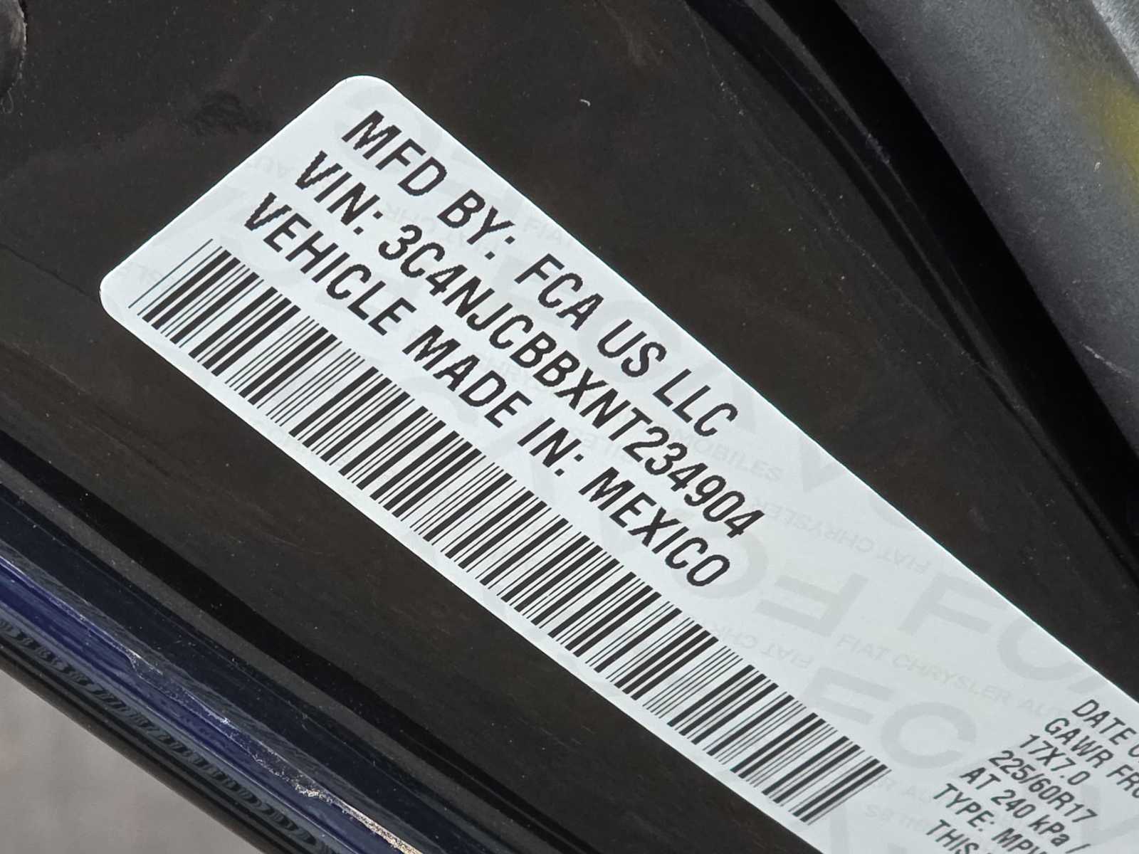 Thumbnail: 2022 Jeep Compass - 25