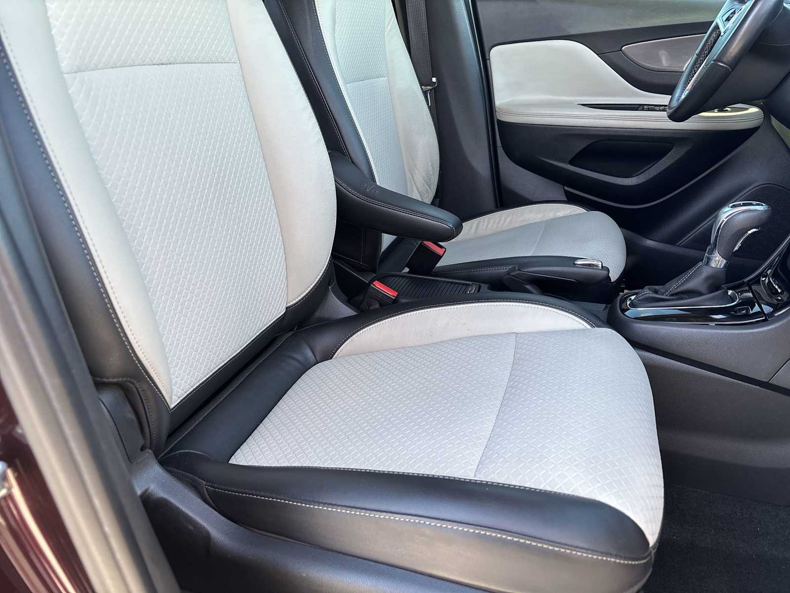 Thumbnail: 2017 Buick Encore - 8