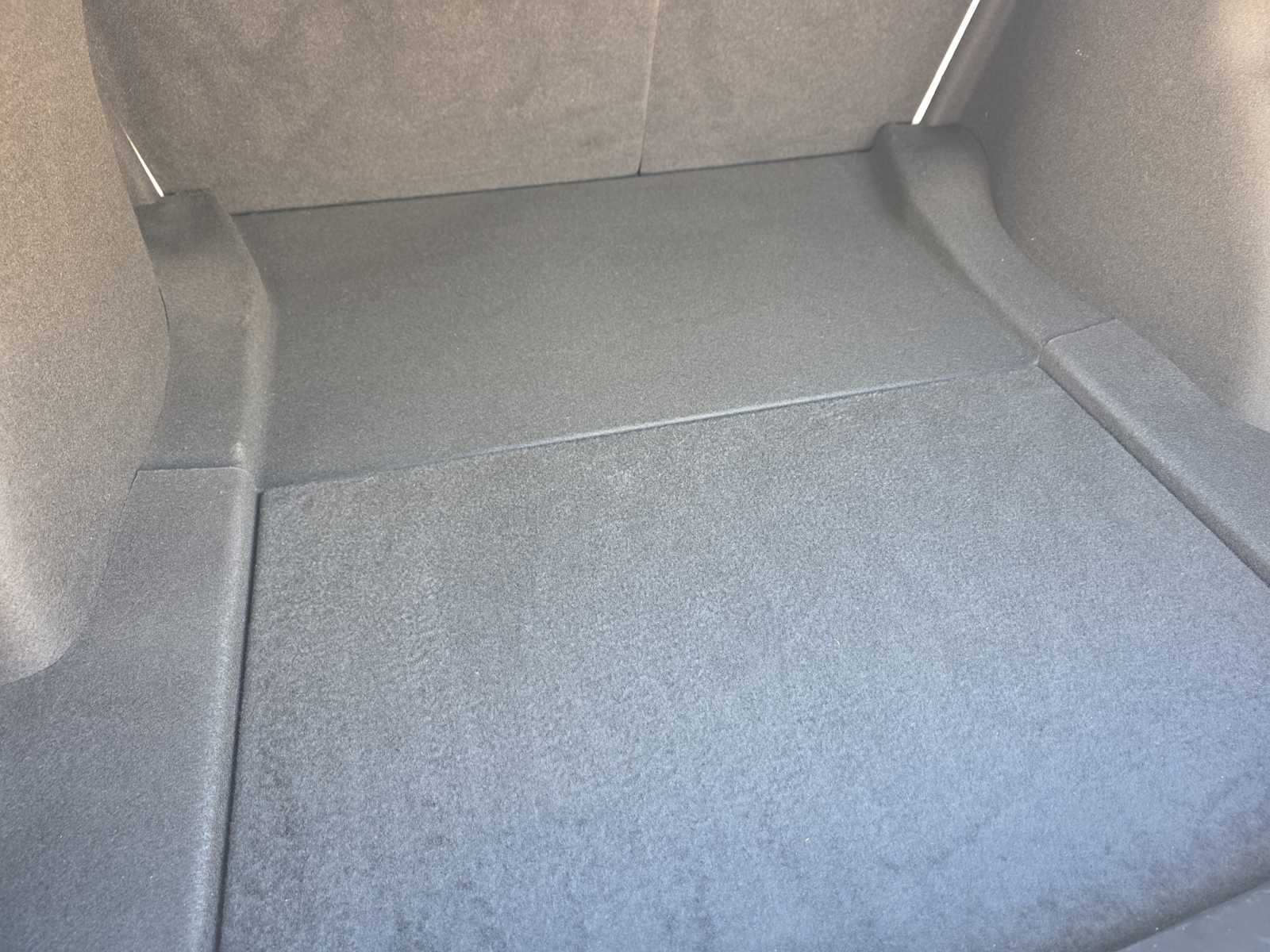 Thumbnail: 2022 Tesla Model 3 - 23