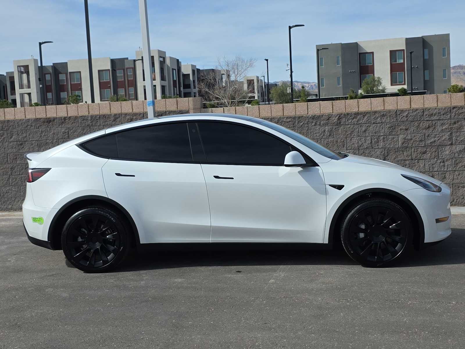 Thumbnail: 2023 Tesla Model Y - 10