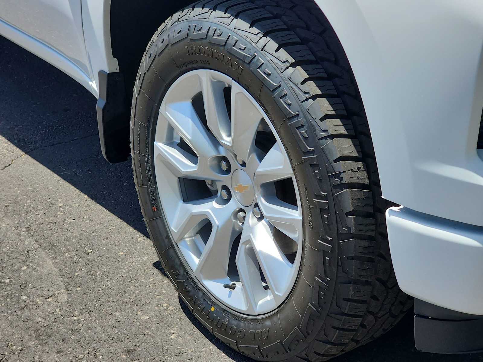 Thumbnail: 2024 Chevrolet Silverado 1500 - 12