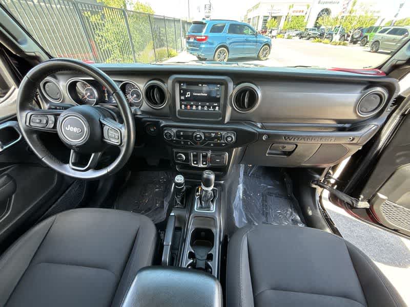Thumbnail: 2022 Jeep Wrangler - 14