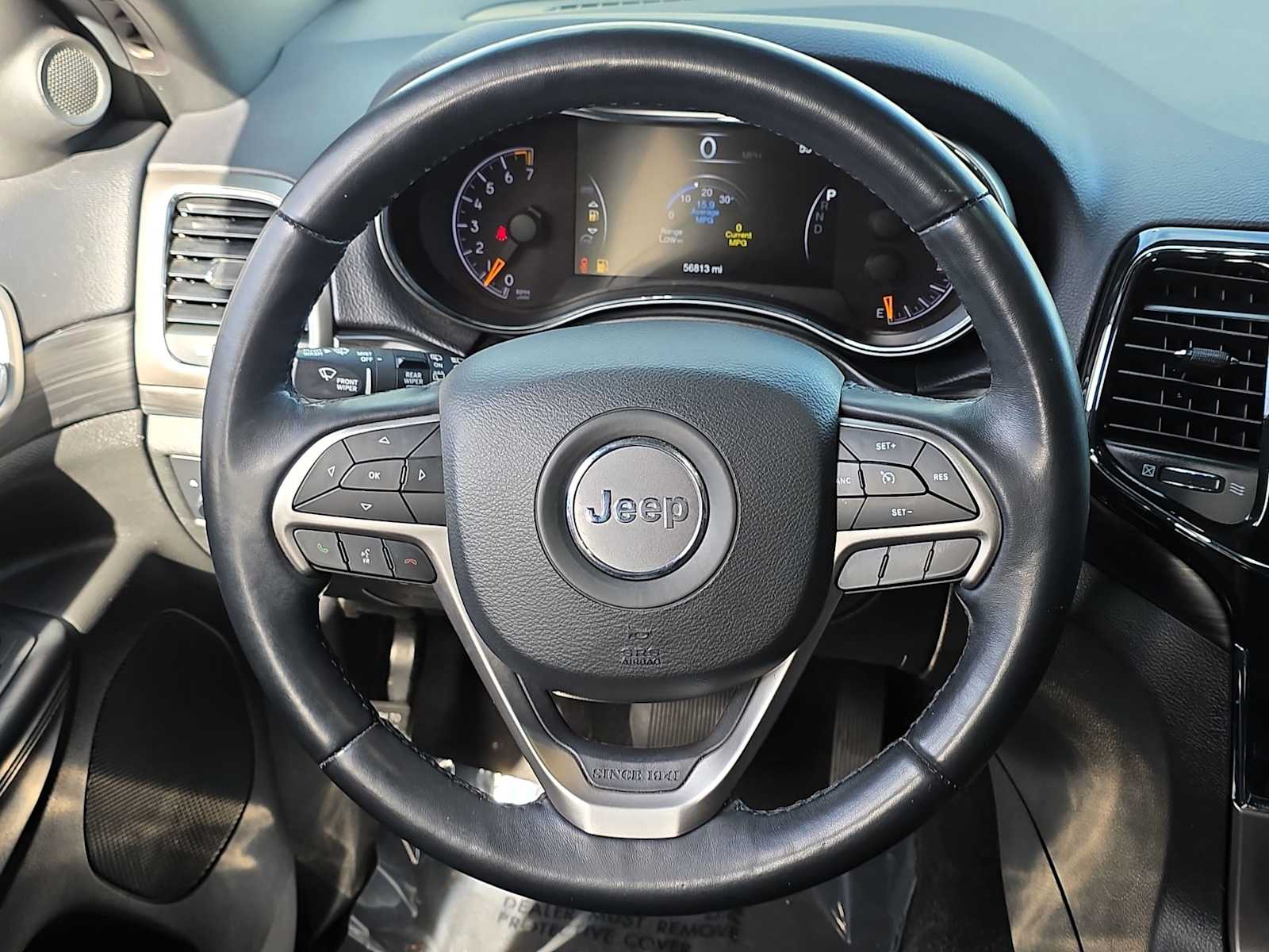 Thumbnail: 2022 Jeep Grand Cherokee - 17