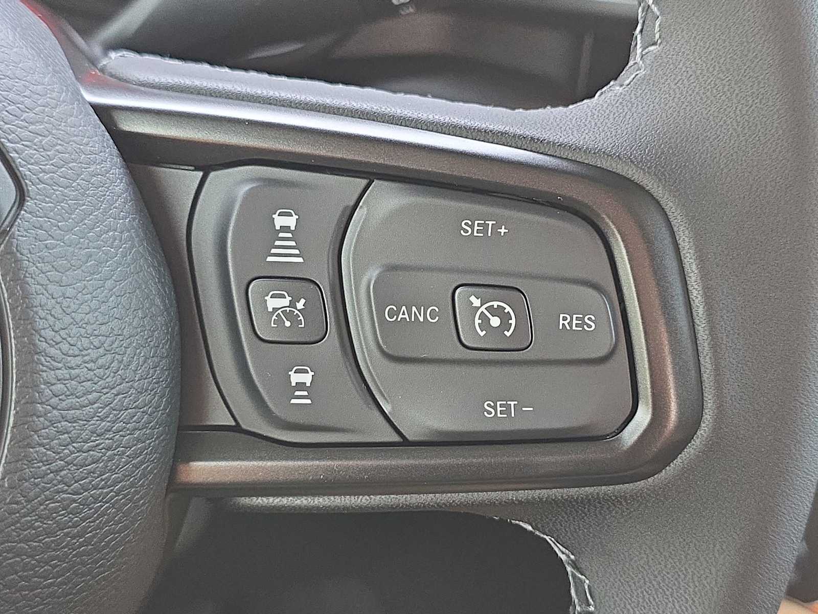 Thumbnail: 2026 Jeep Gladiator - 36