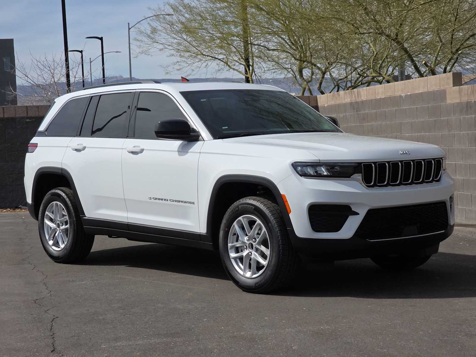 Thumbnail: 2026 Jeep Grand Cherokee - 2