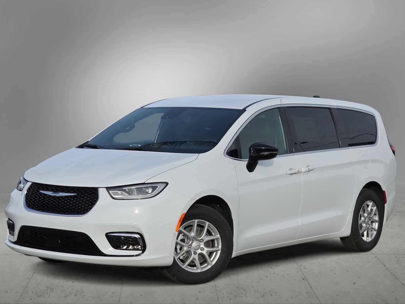 Thumbnail: 2026 Chrysler Pacifica - 1