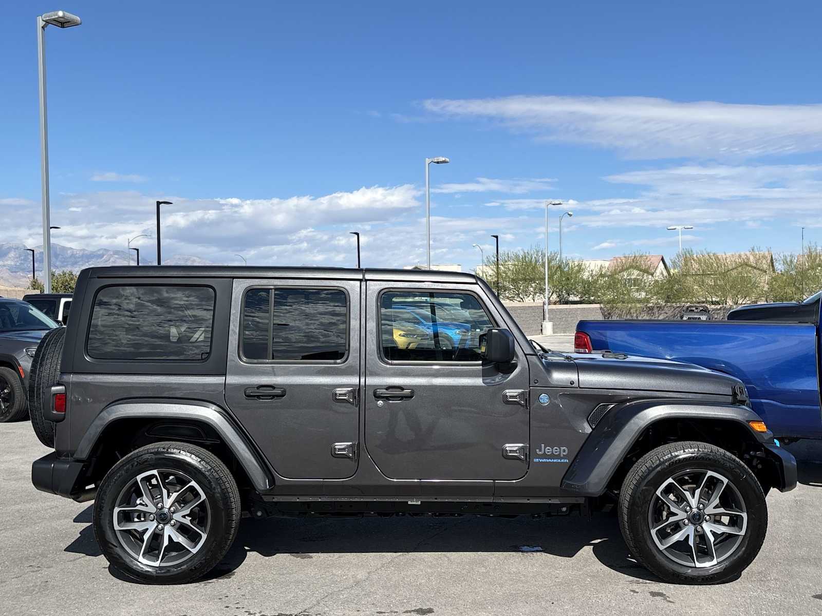 Thumbnail: 2024 Jeep Wrangler - 10