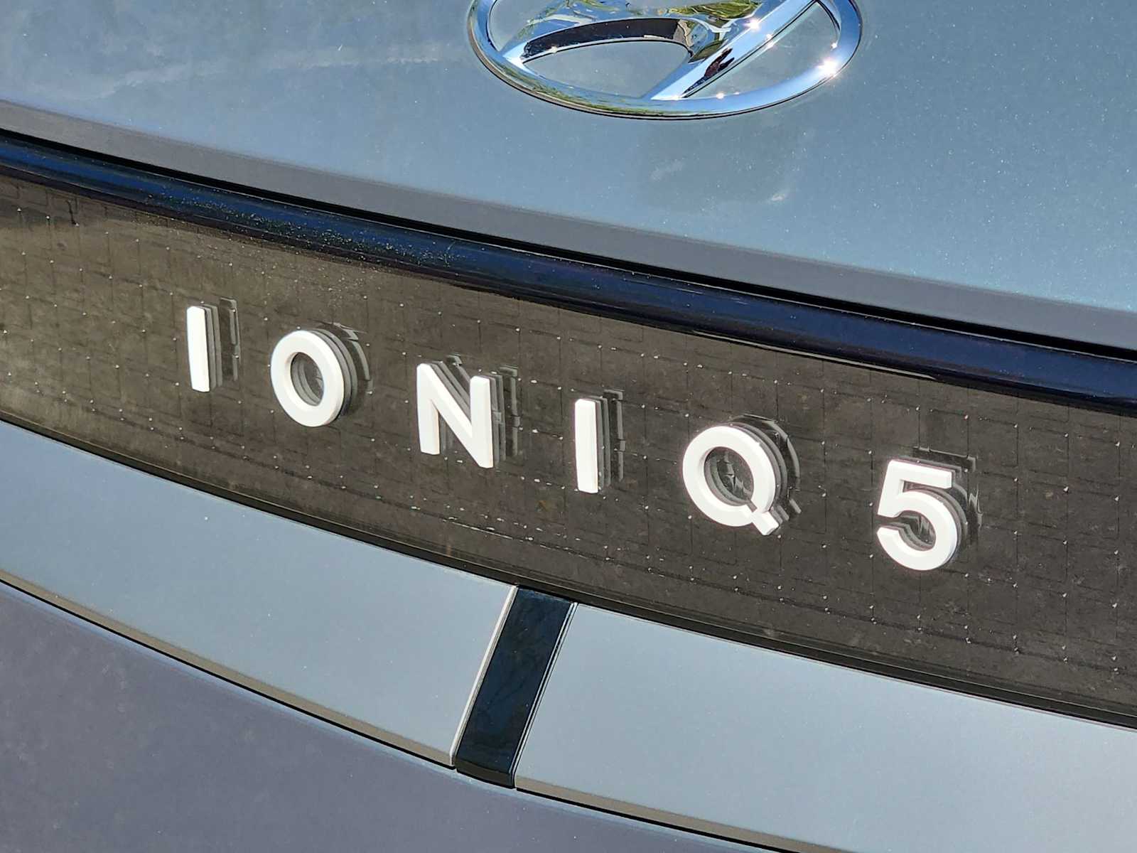 Thumbnail: 2024 Hyundai Ioniq 5 - 11