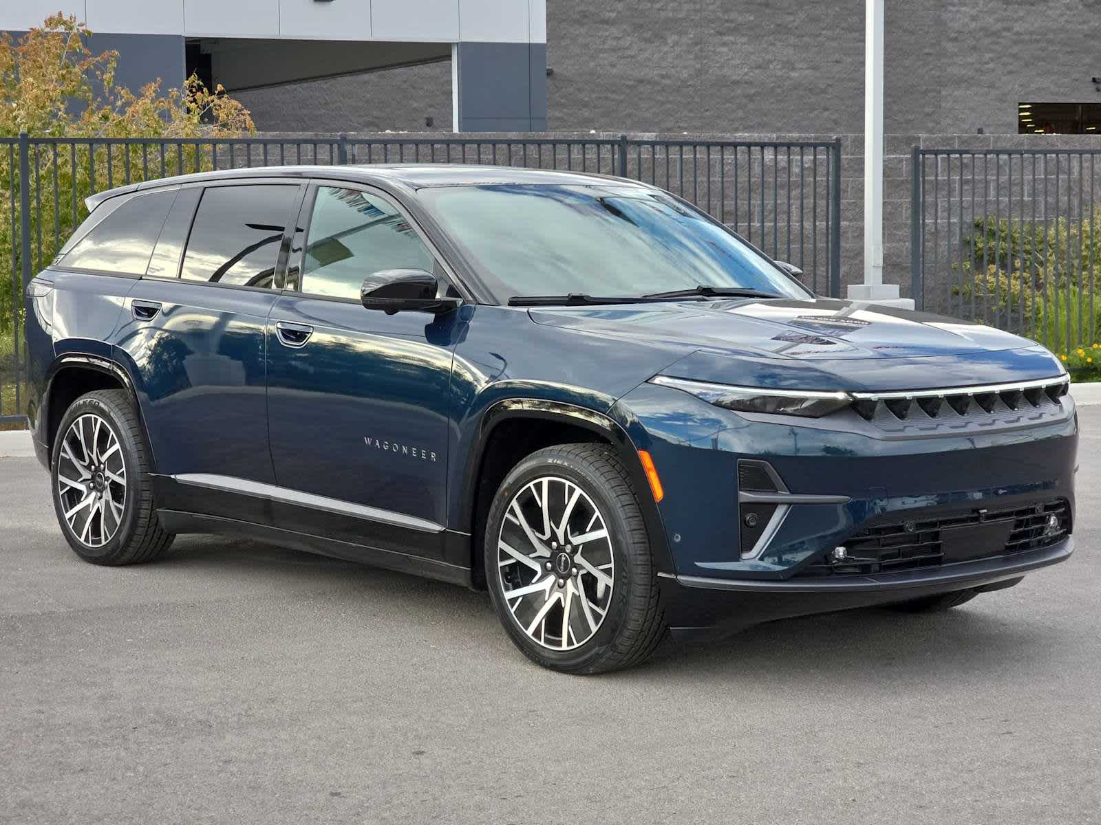 Thumbnail: 2025 Jeep Wagoneer S - 3