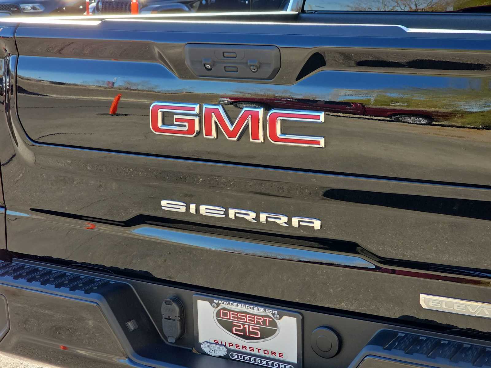 Thumbnail: 2023 GMC Sierra 1500 - 11