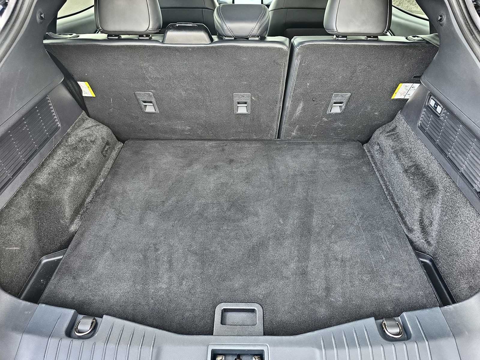 Thumbnail: 2022 Ford Mustang Mach-E - 23