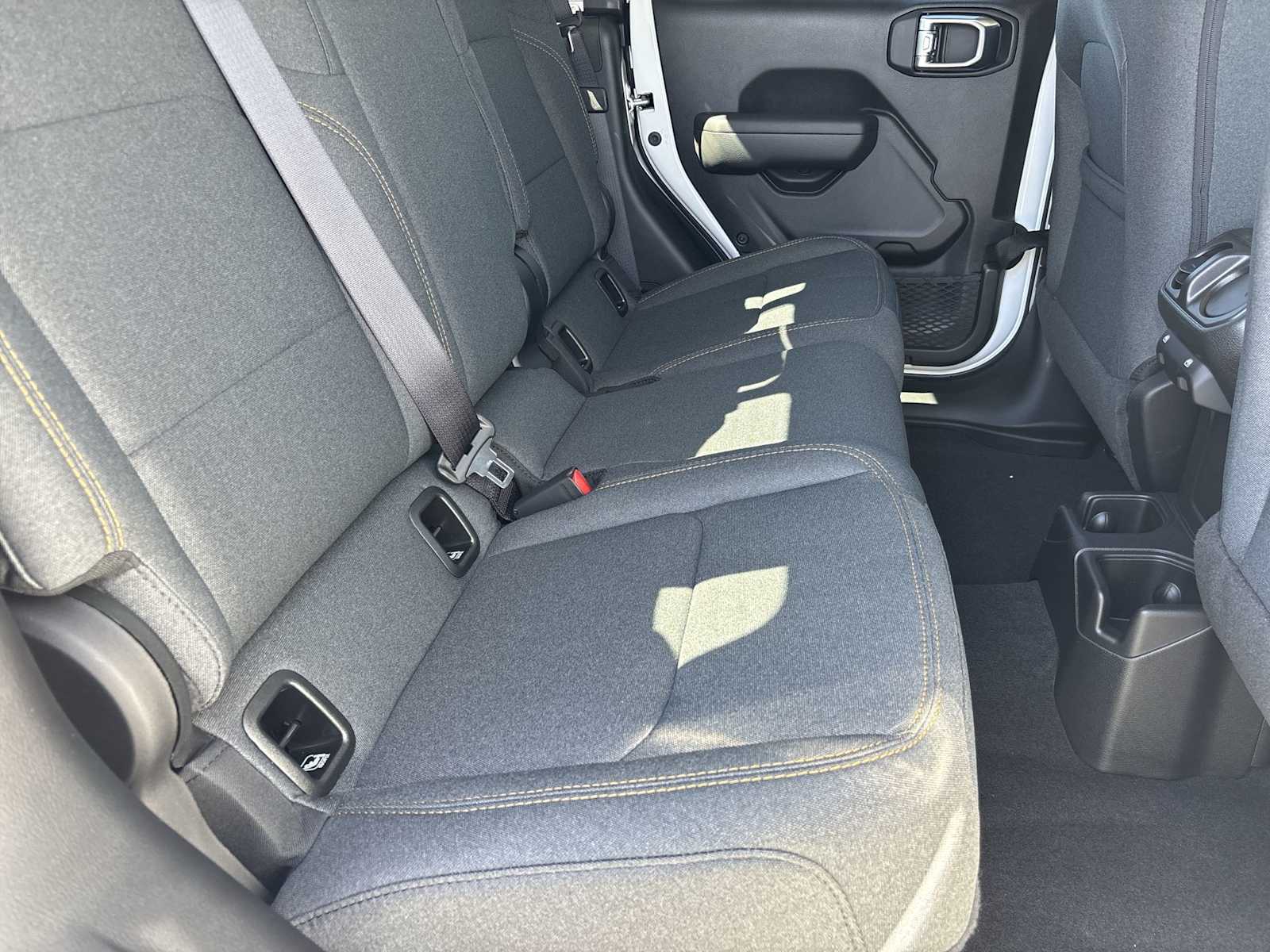 Thumbnail: 2025 Jeep Gladiator - 17