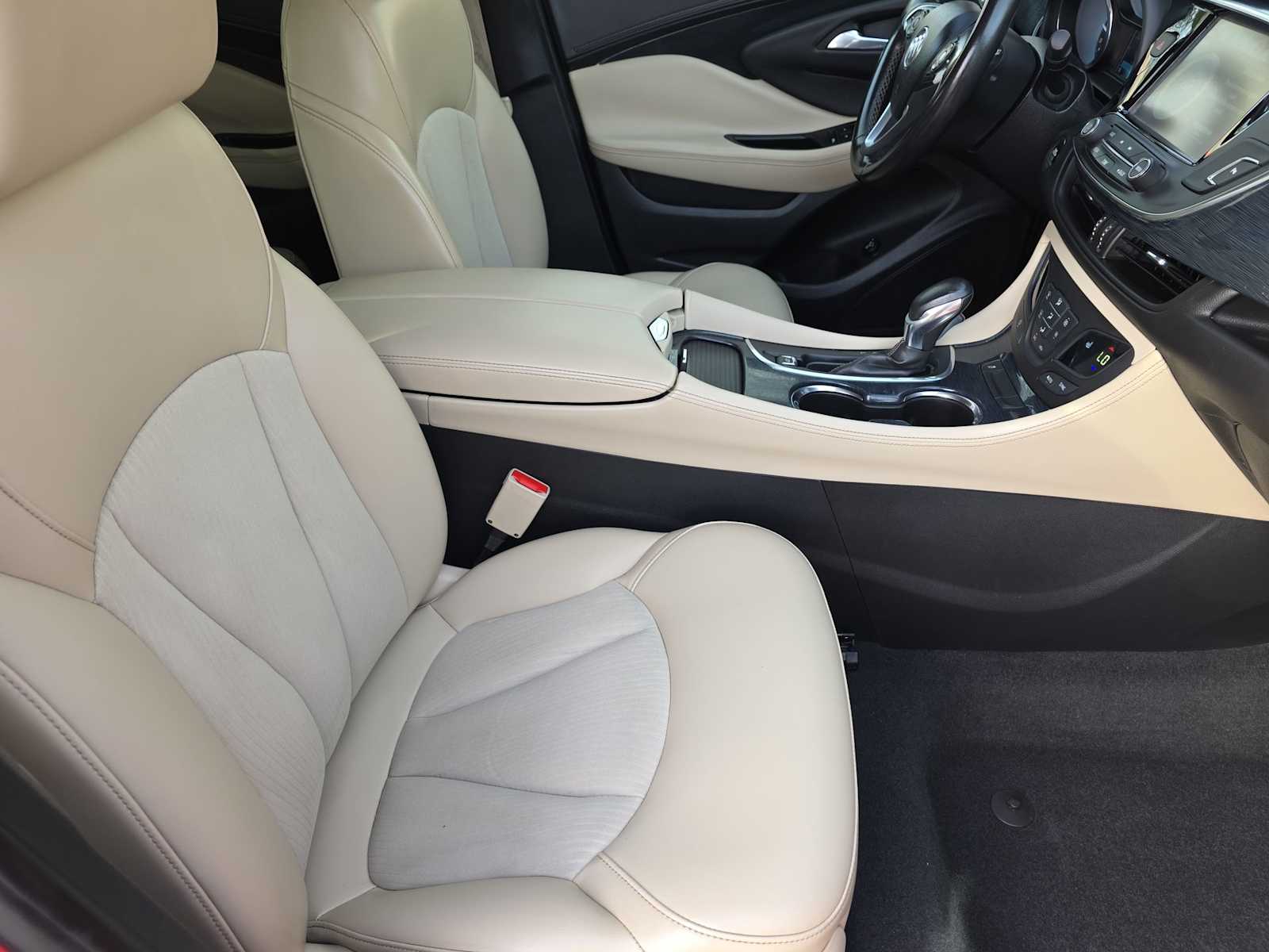 Thumbnail: 2017 Buick Envision - 18