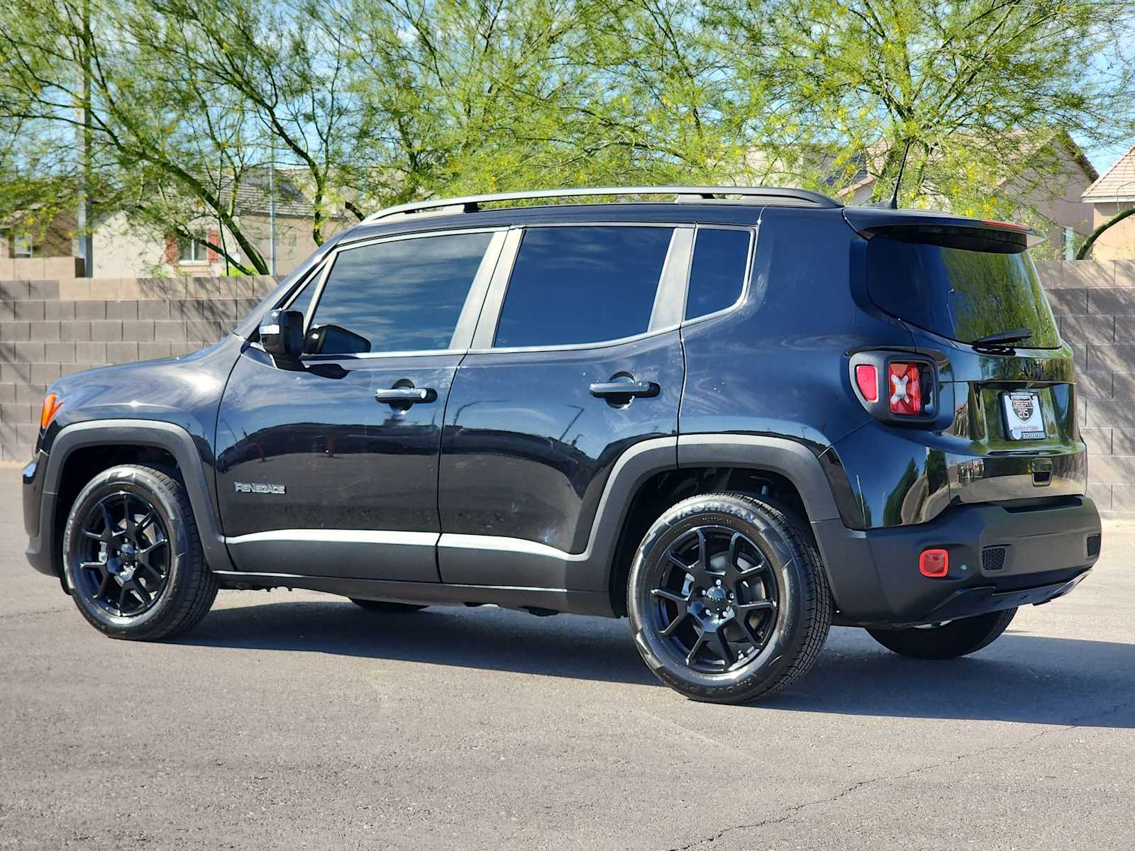 Thumbnail: 2020 Jeep Renegade - 7