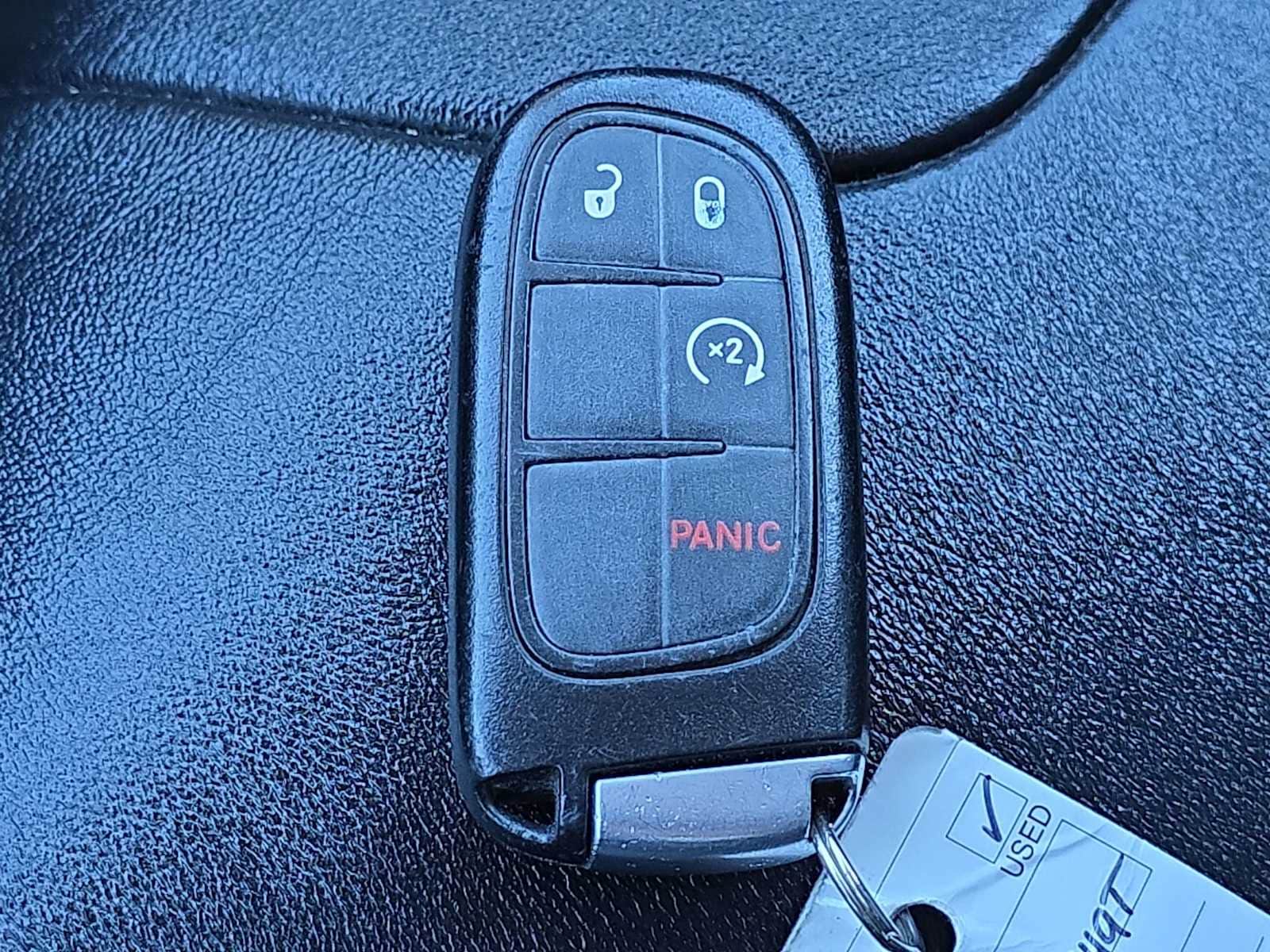 Thumbnail: 2017 Jeep Cherokee - 23