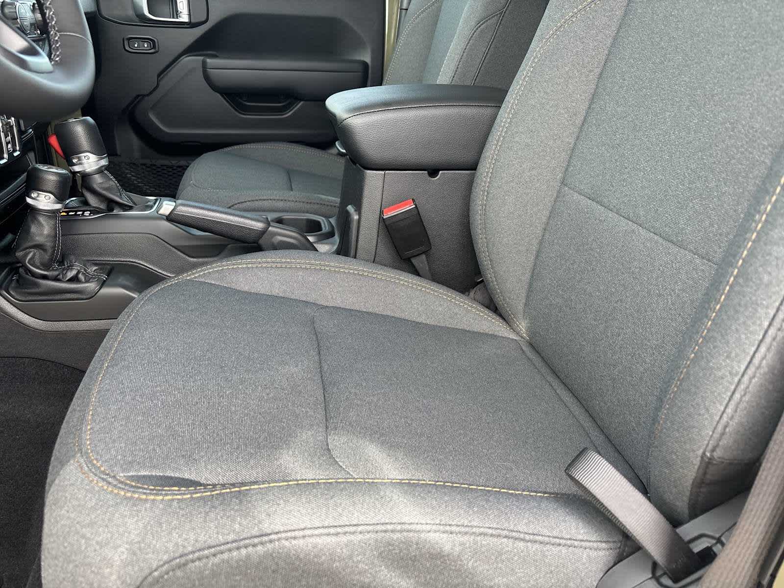 Thumbnail: 2026 Jeep Wrangler - 14