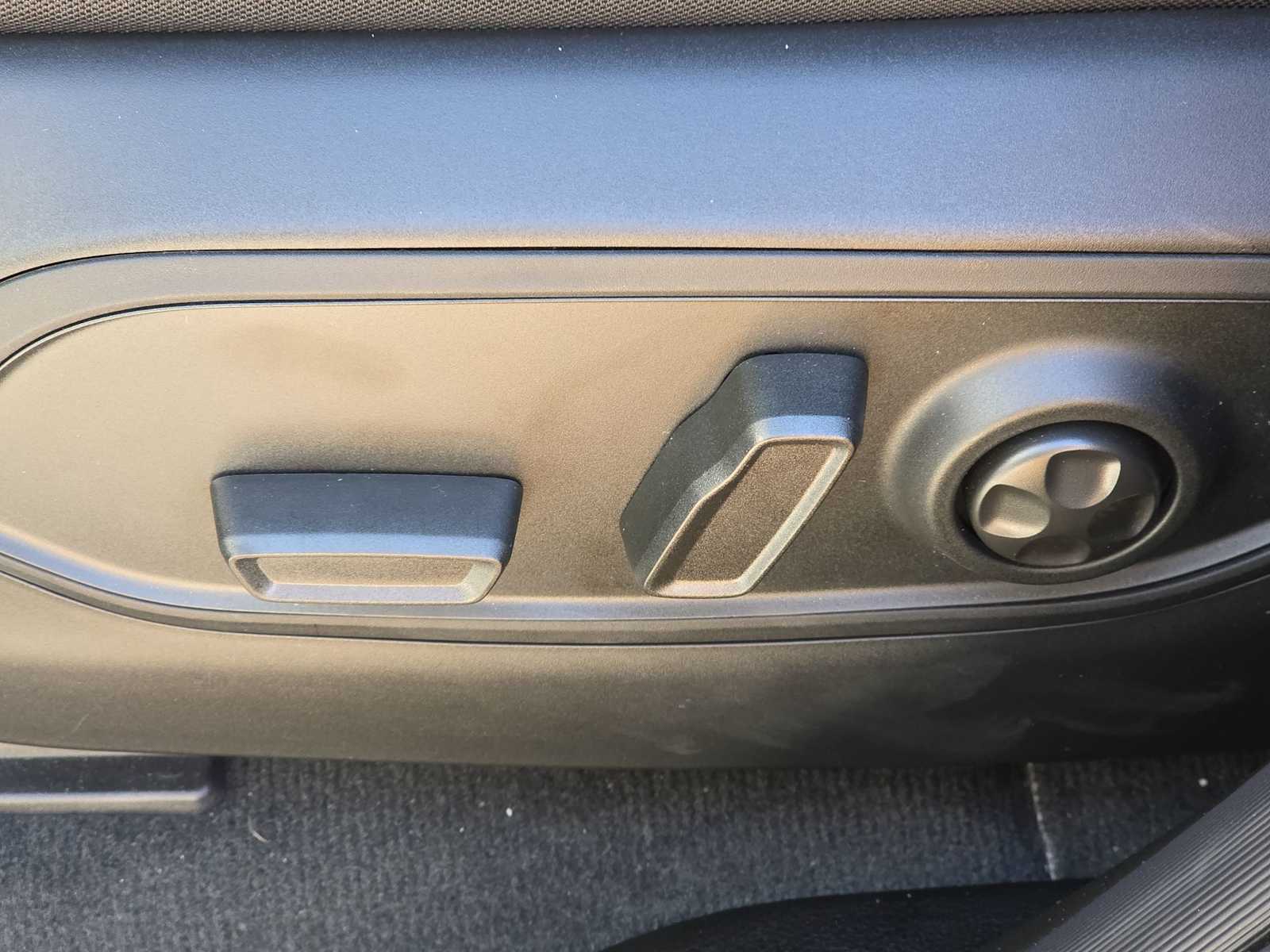 Thumbnail: 2025 Jeep Grand Cherokee - 26