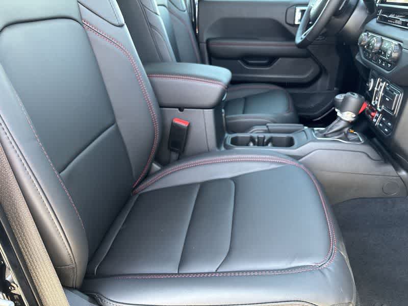 Thumbnail: 2025 Jeep Wrangler - 17