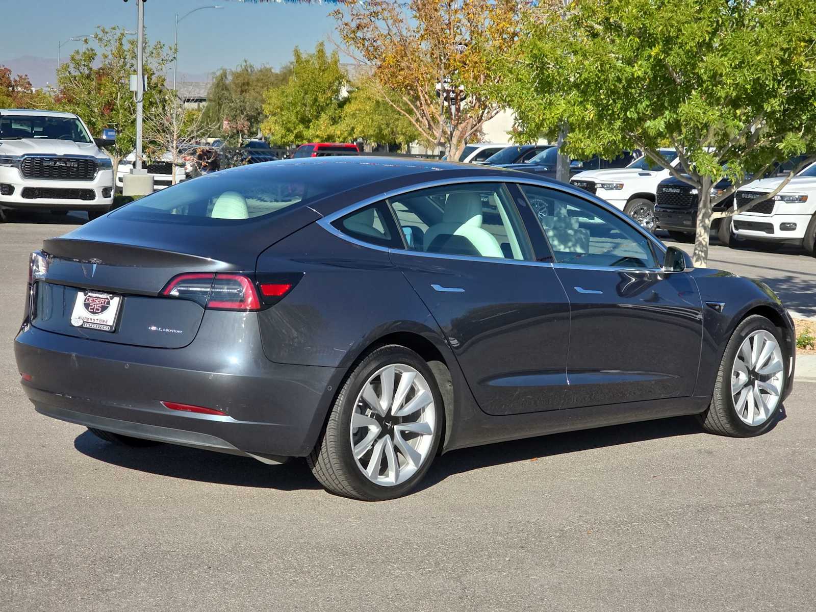Thumbnail: 2019 Tesla Model 3 - 9
