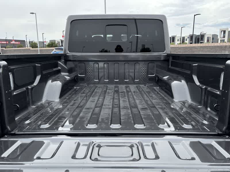 Thumbnail: 2025 Jeep Gladiator - 23