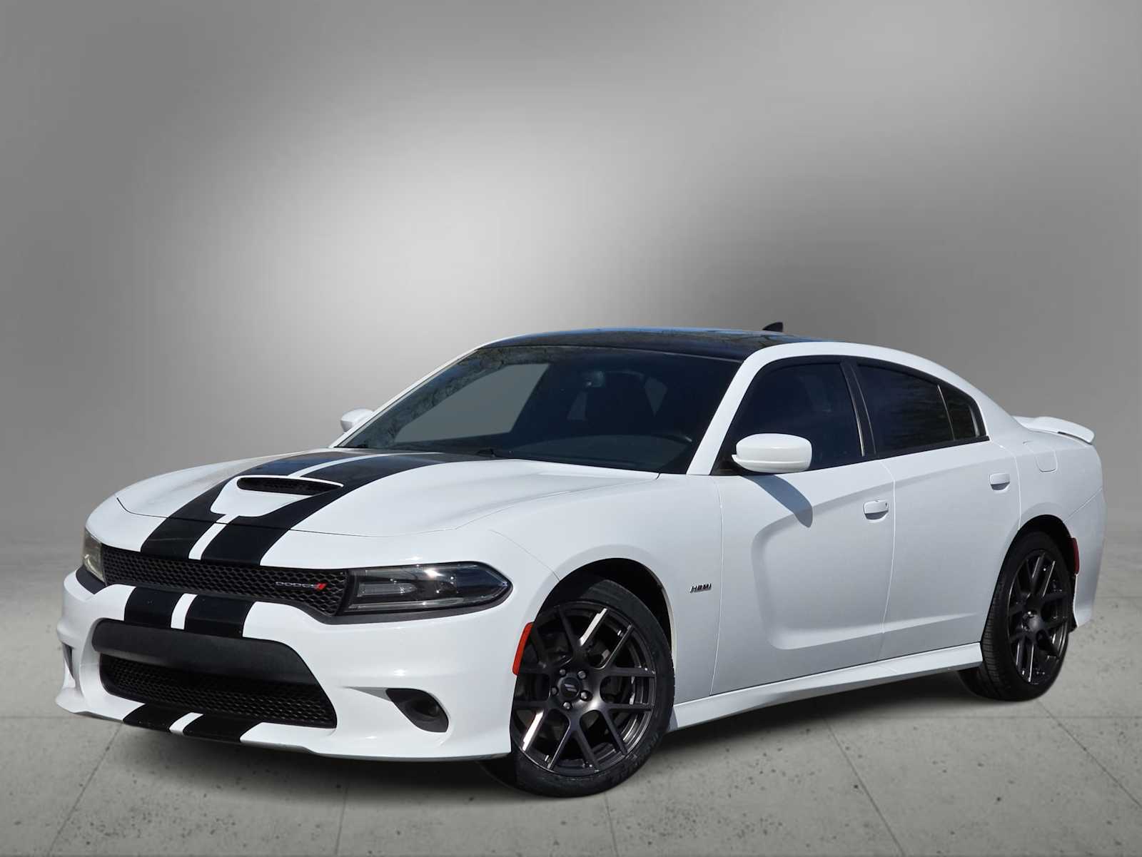 Thumbnail: 2019 Dodge Charger - 1