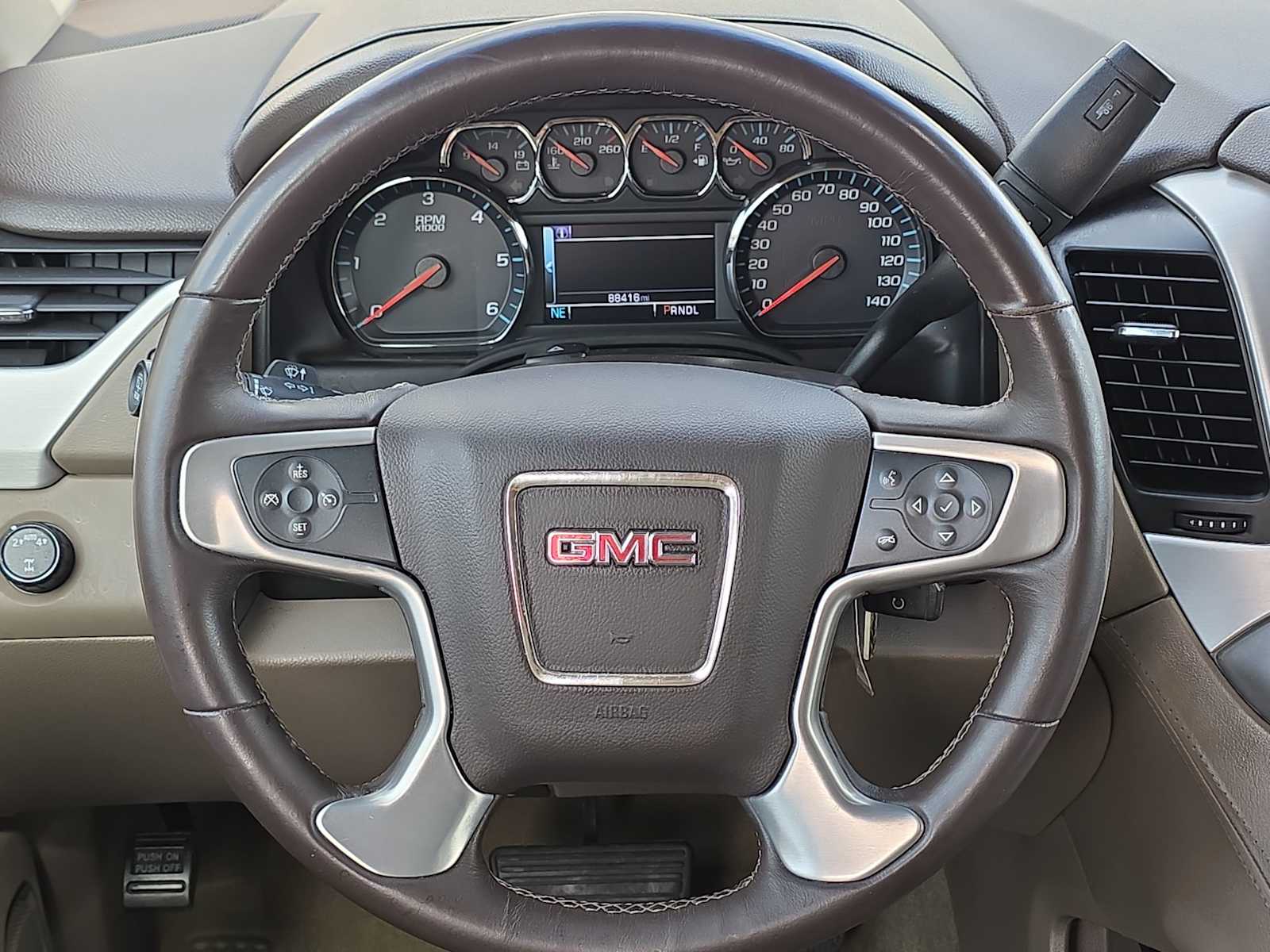 Thumbnail: 2017 GMC Yukon - 19