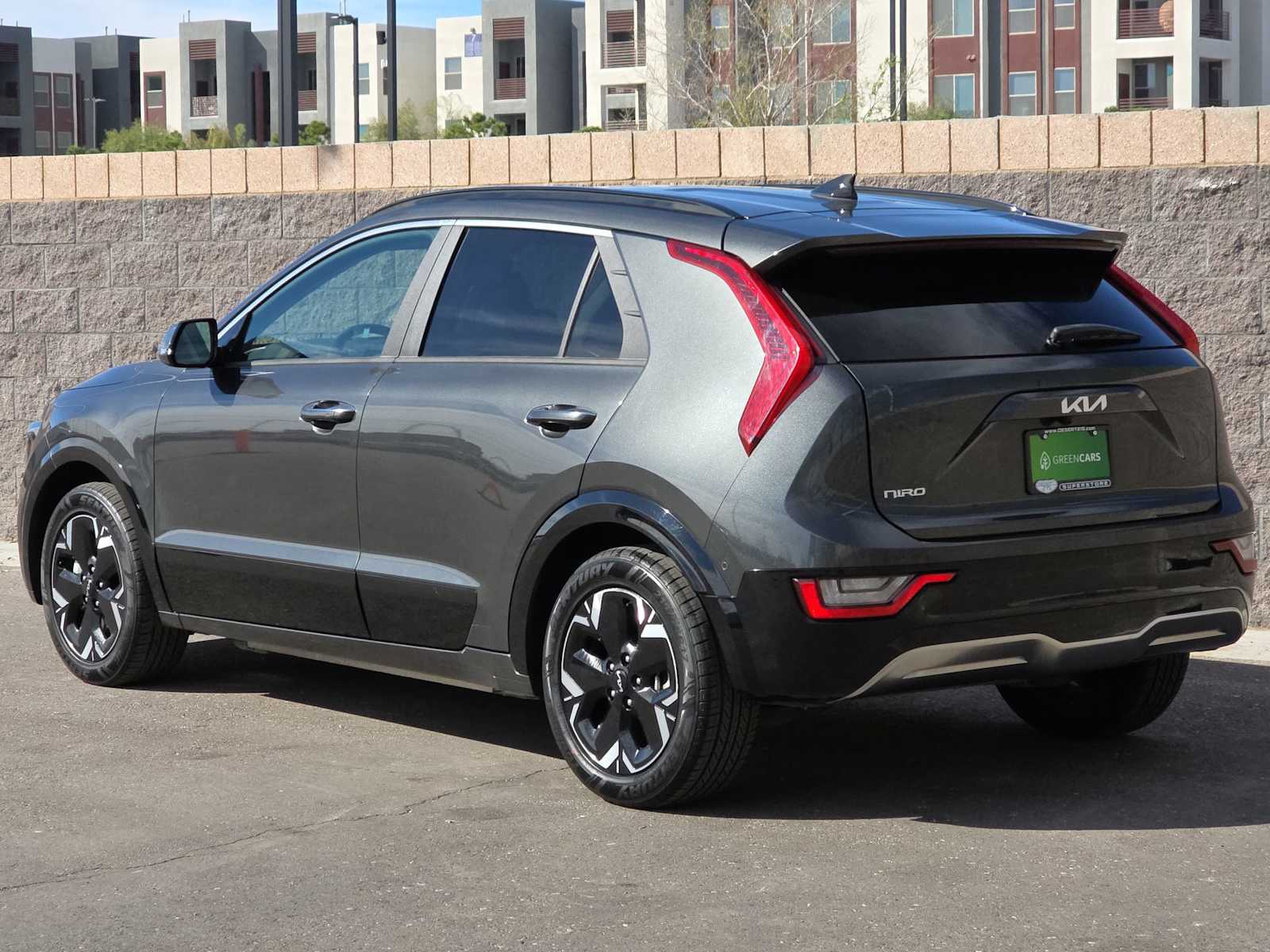 Thumbnail: 2024 Kia Niro - 7