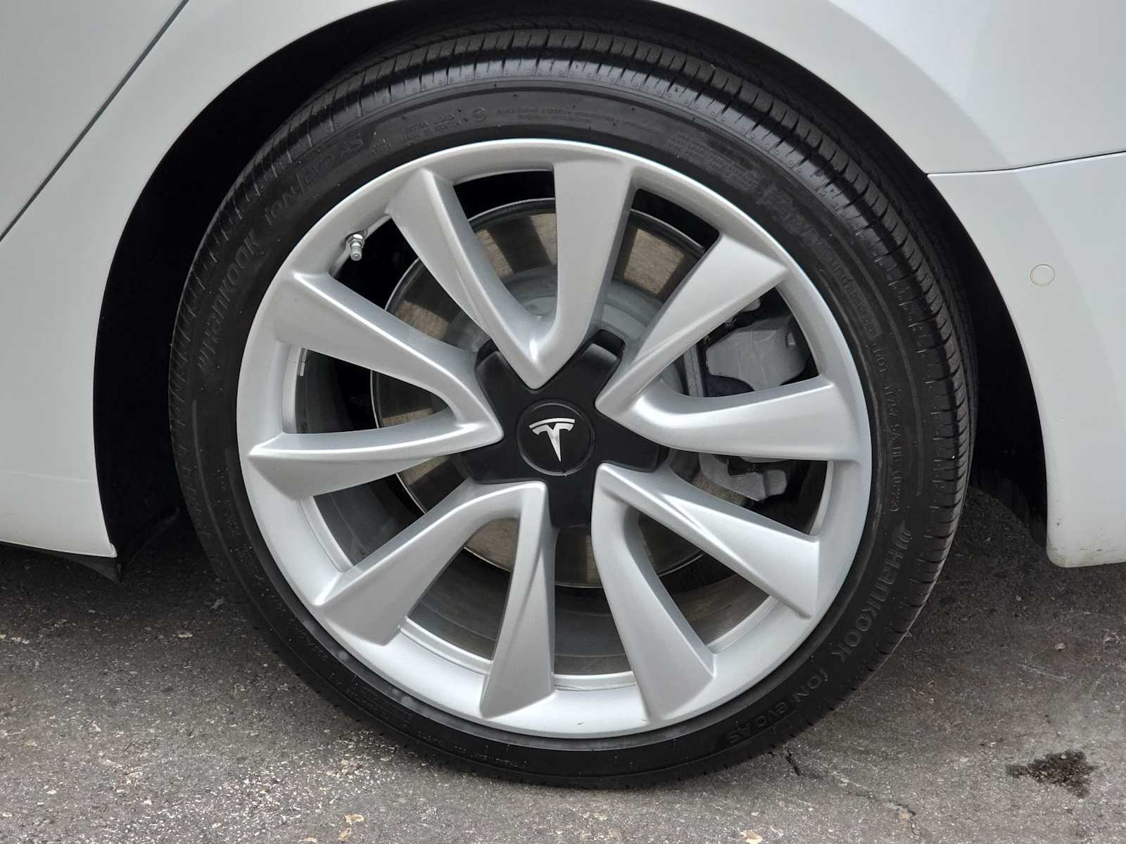 Thumbnail: 2020 Tesla Model 3 - 12