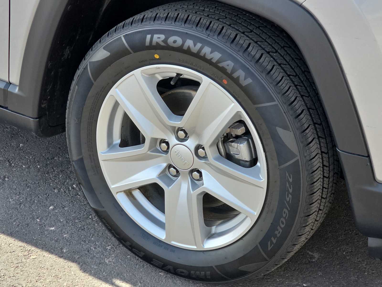 Thumbnail: 2022 Jeep Compass - 12