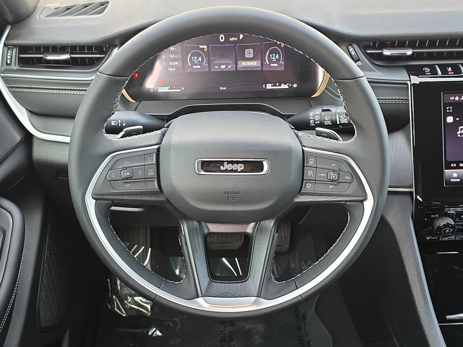 Thumbnail: 2026 Jeep Grand Cherokee - 18