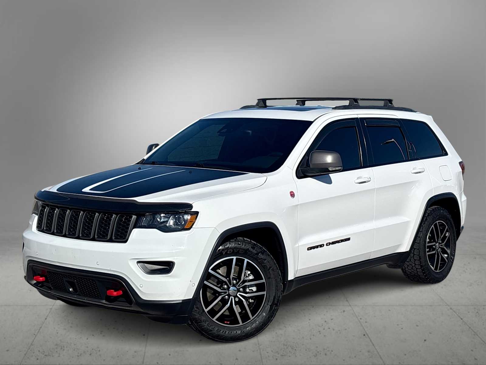 Thumbnail: 2018 Jeep Grand Cherokee - 1