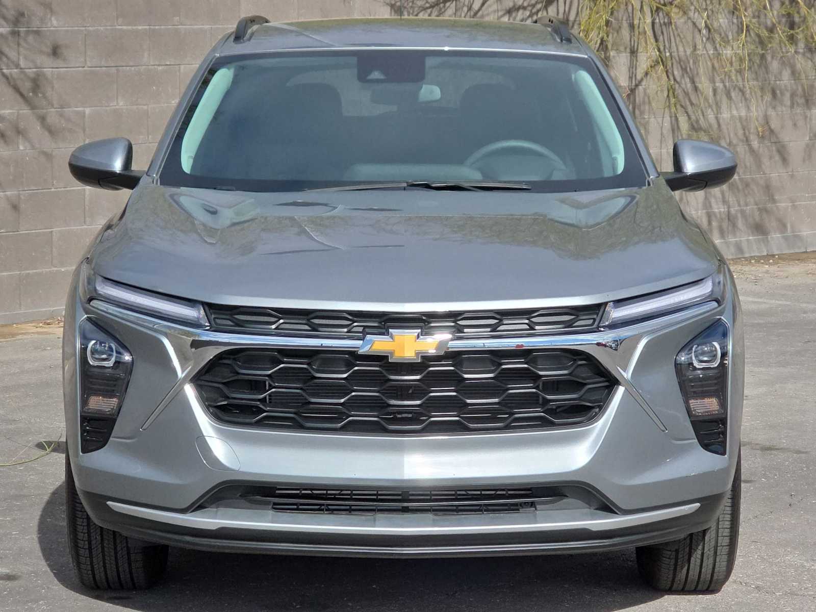 Thumbnail: 2025 Chevrolet Trax - 4