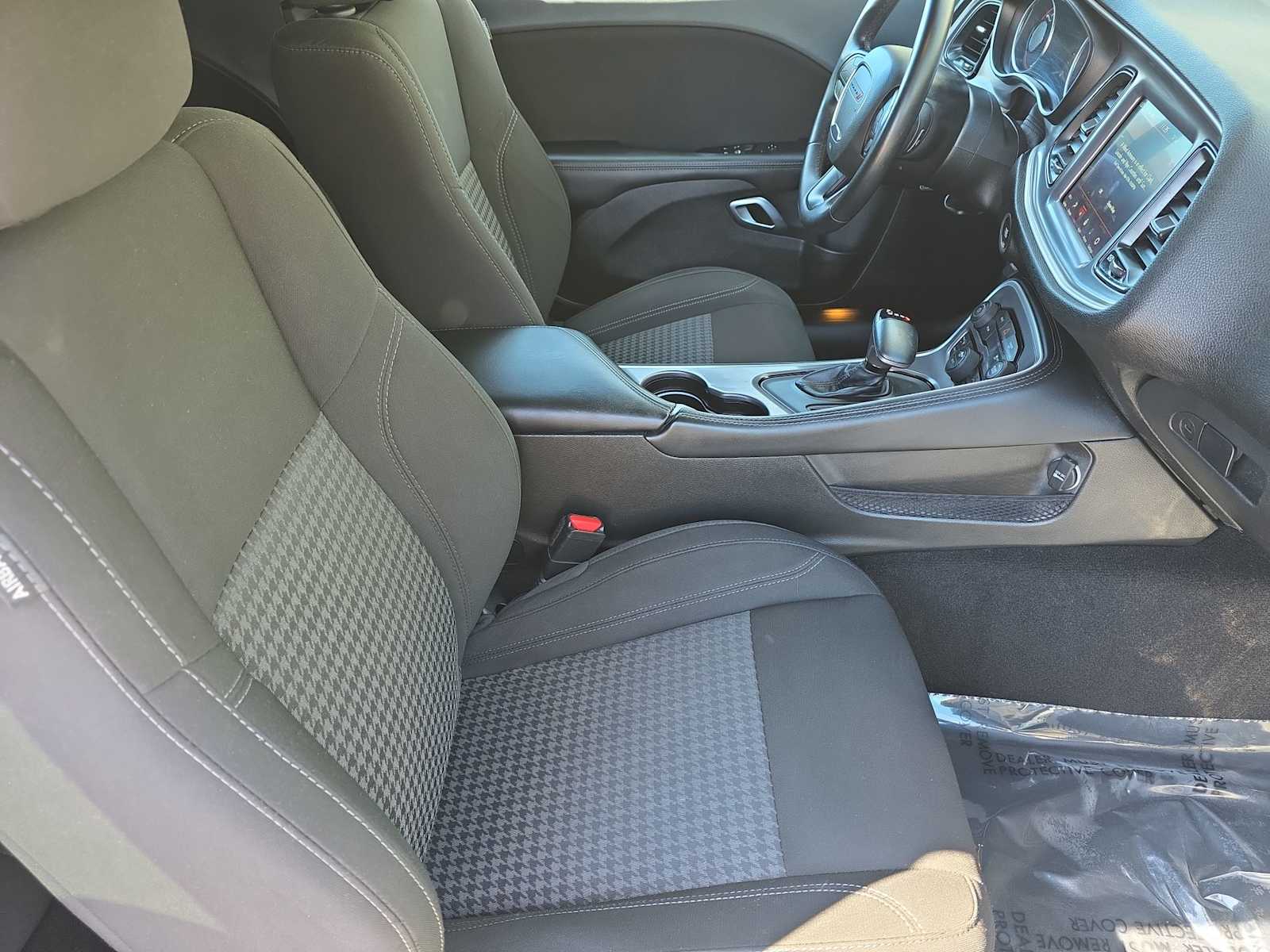 Thumbnail: 2022 Dodge Challenger - 17