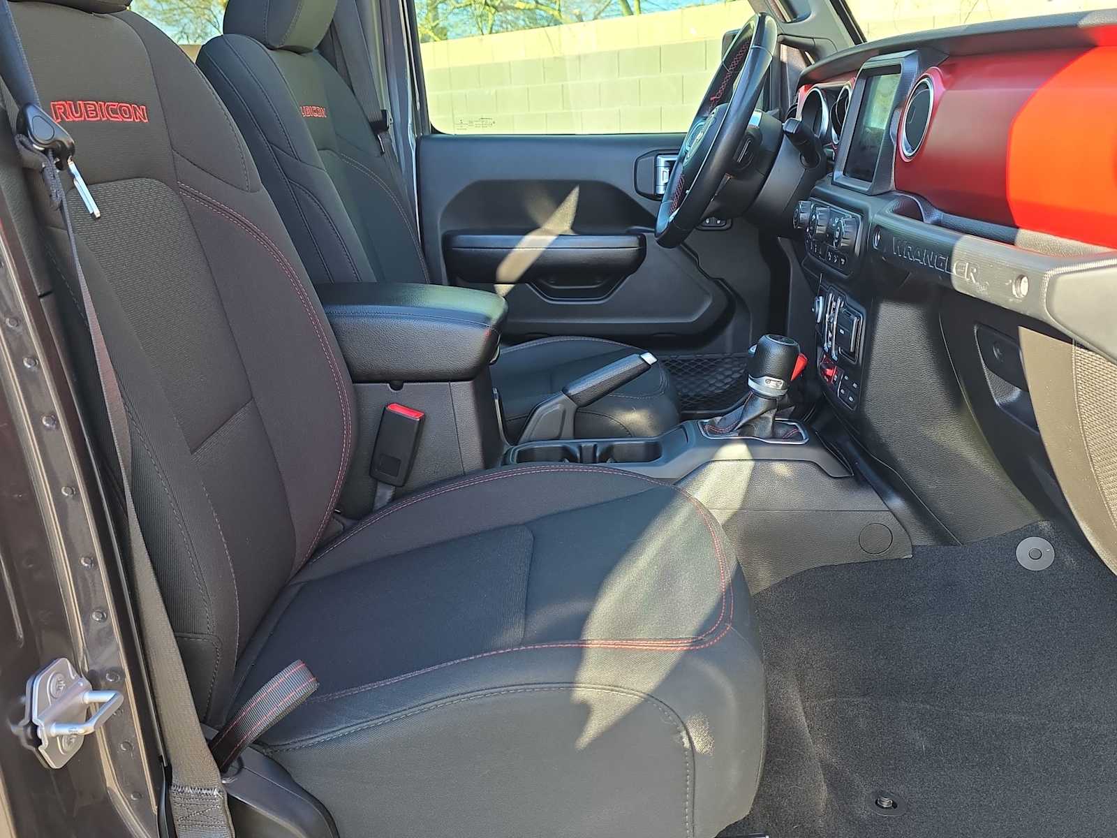 Thumbnail: 2020 Jeep Wrangler - 18