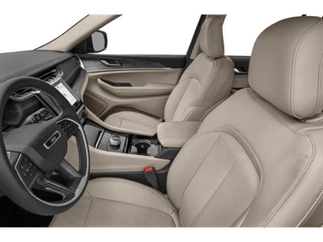 Thumbnail: 2025 Jeep Grand Cherokee - 6