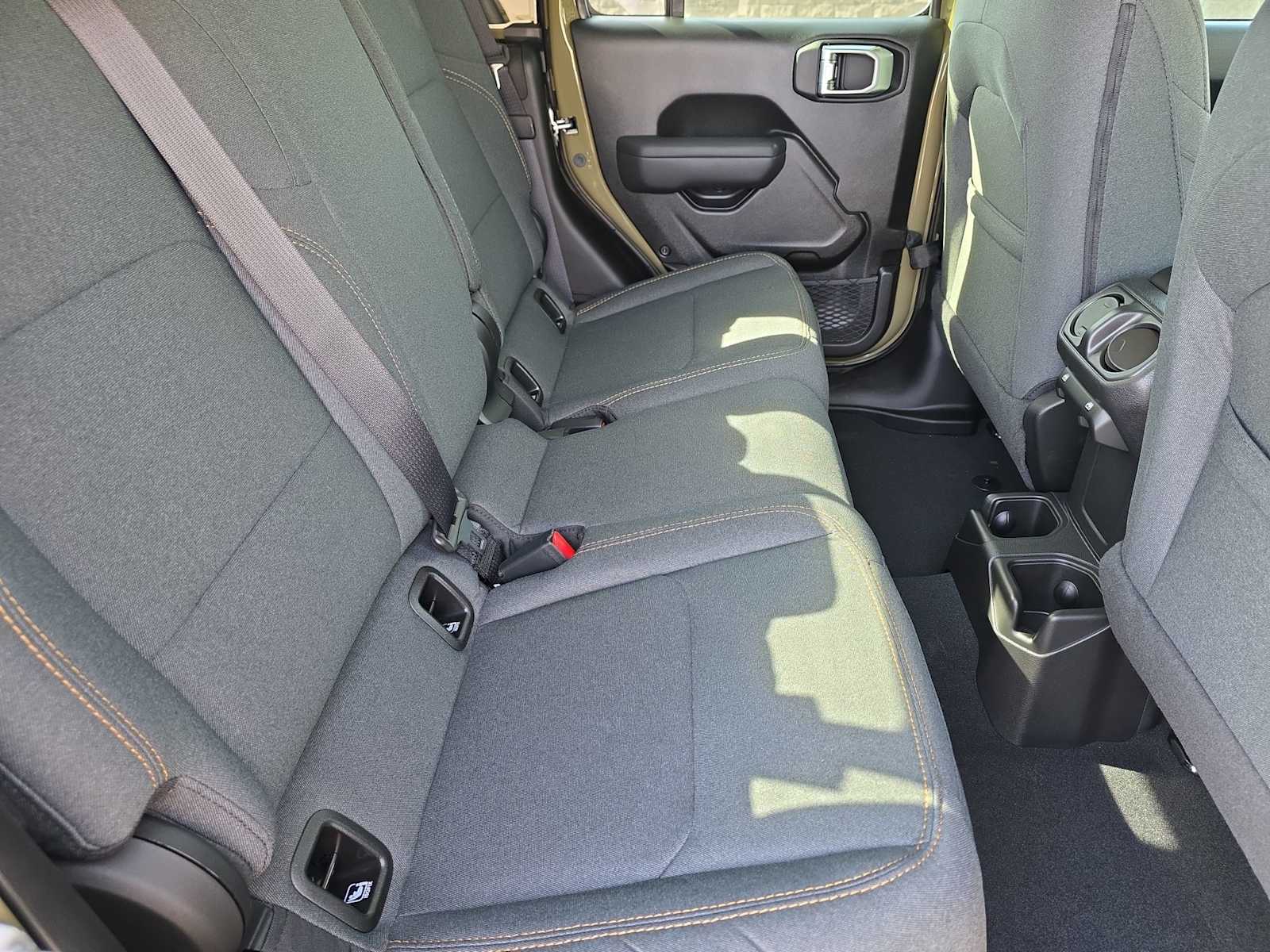 Thumbnail: 2026 Jeep Gladiator - 4