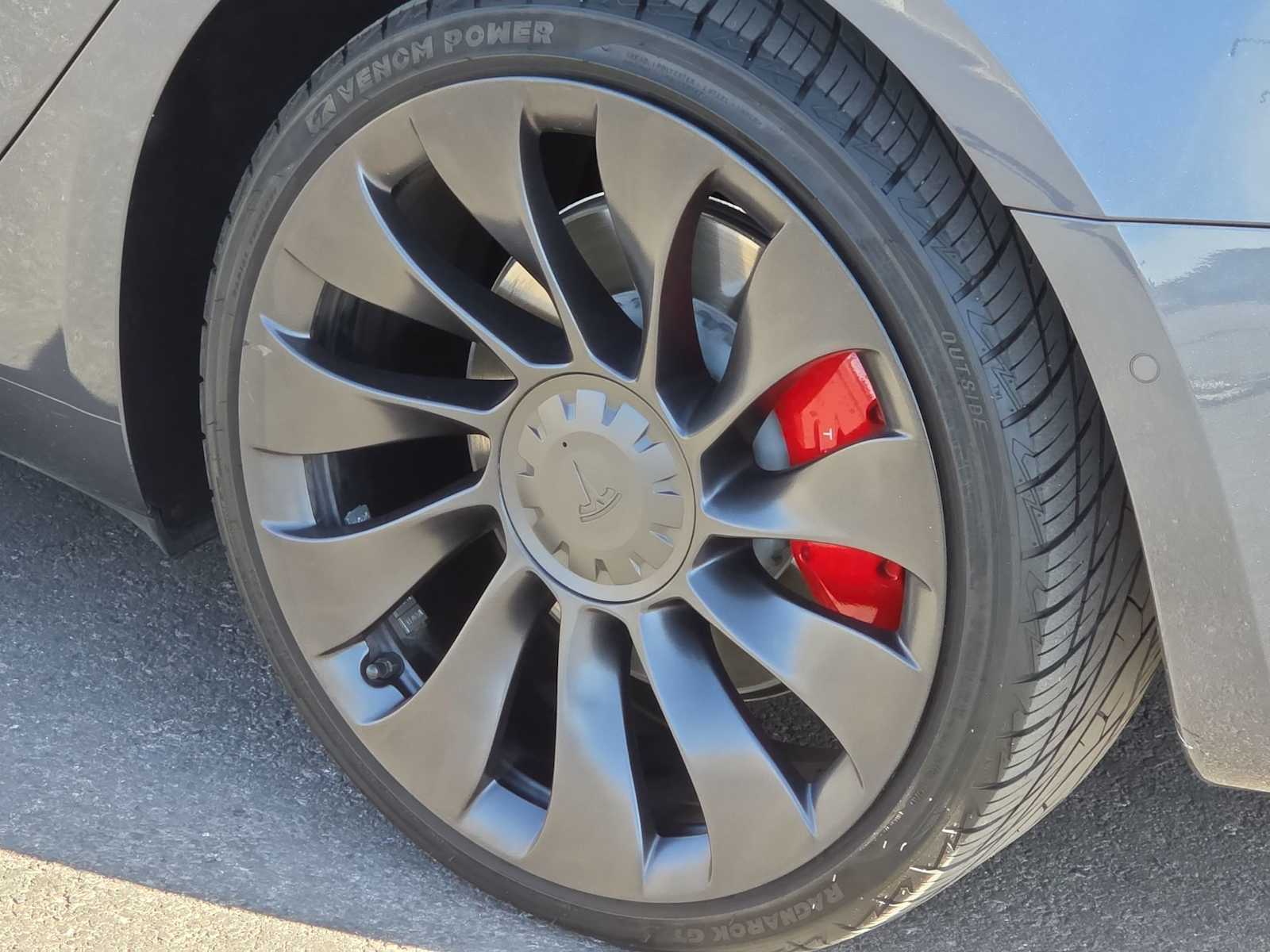 Thumbnail: 2022 Tesla Model 3 - 12