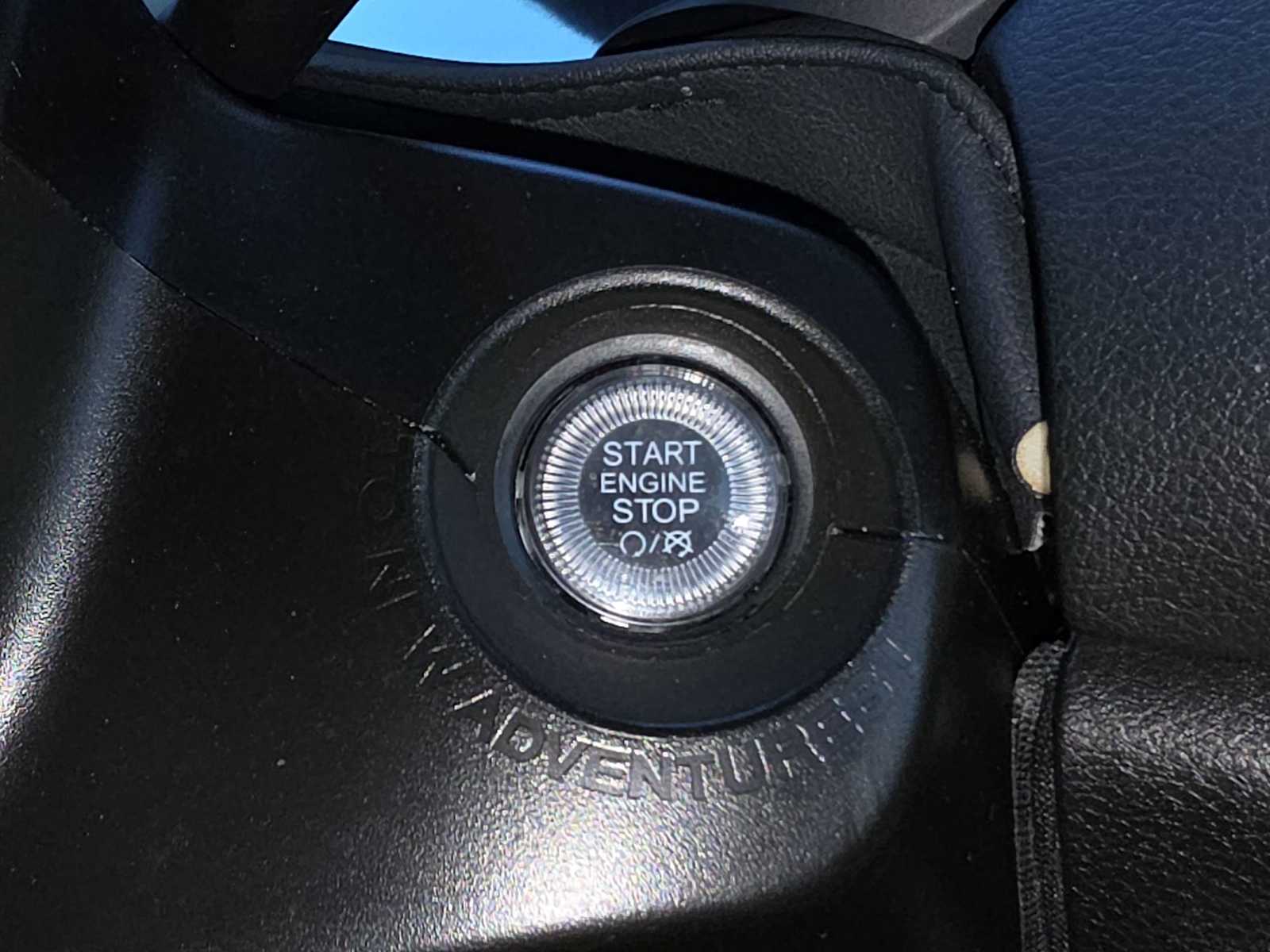 Thumbnail: 2023 Jeep Renegade - 23