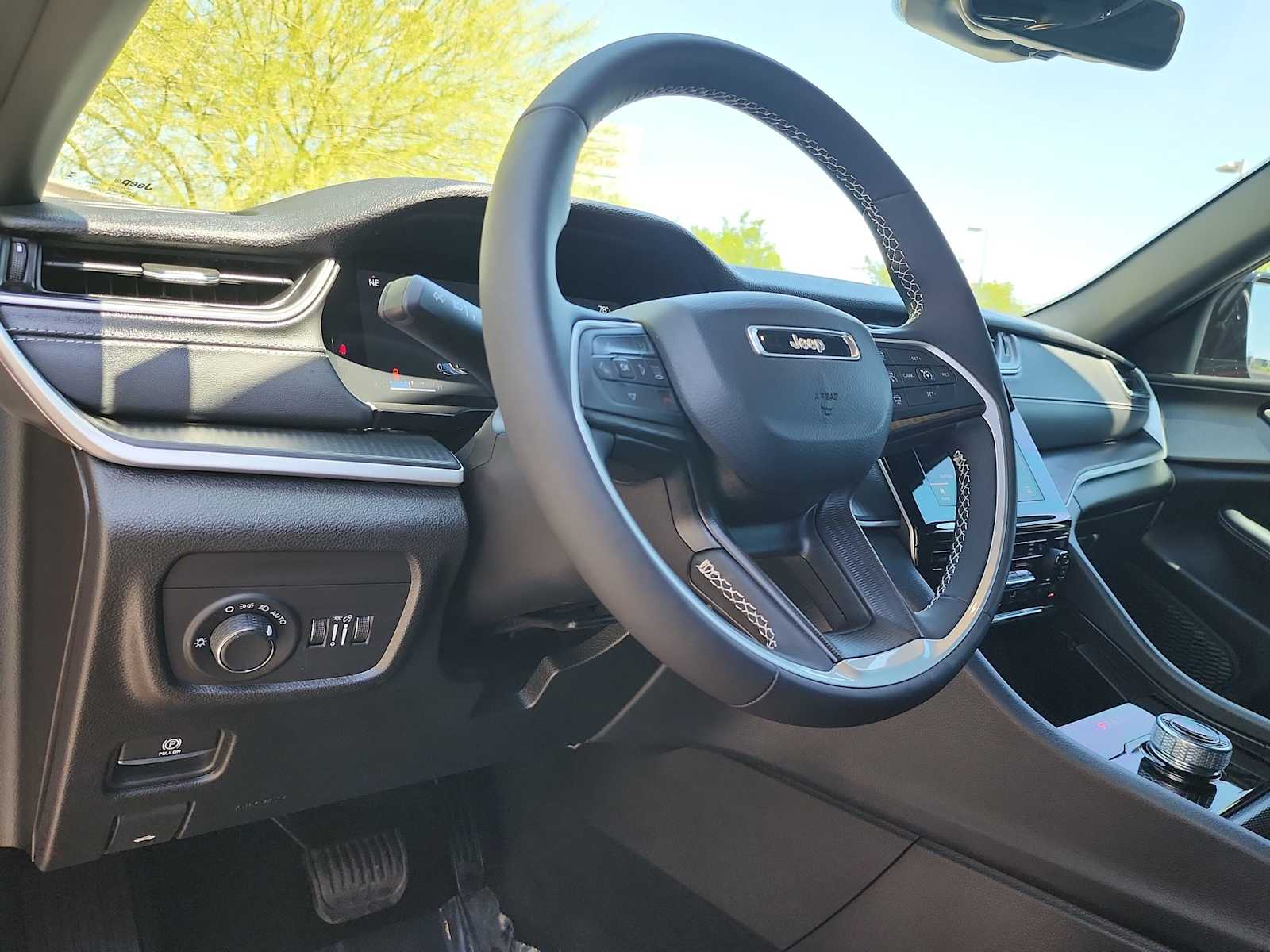 Thumbnail: 2025 Jeep Grand Cherokee - 2