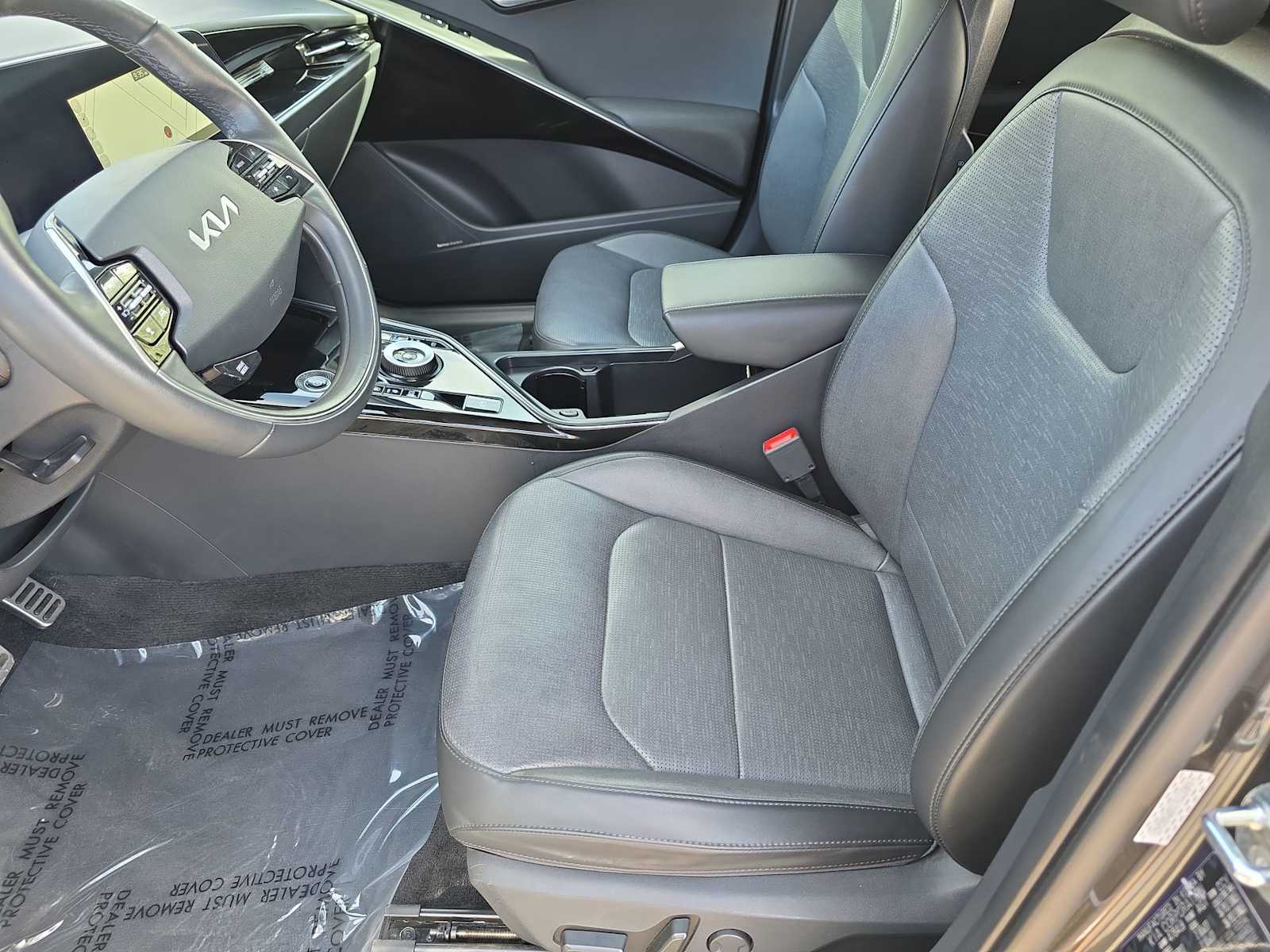 Thumbnail: 2024 Kia Niro - 15