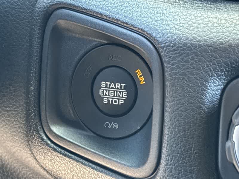 Thumbnail: 2025 Jeep Wrangler - 24