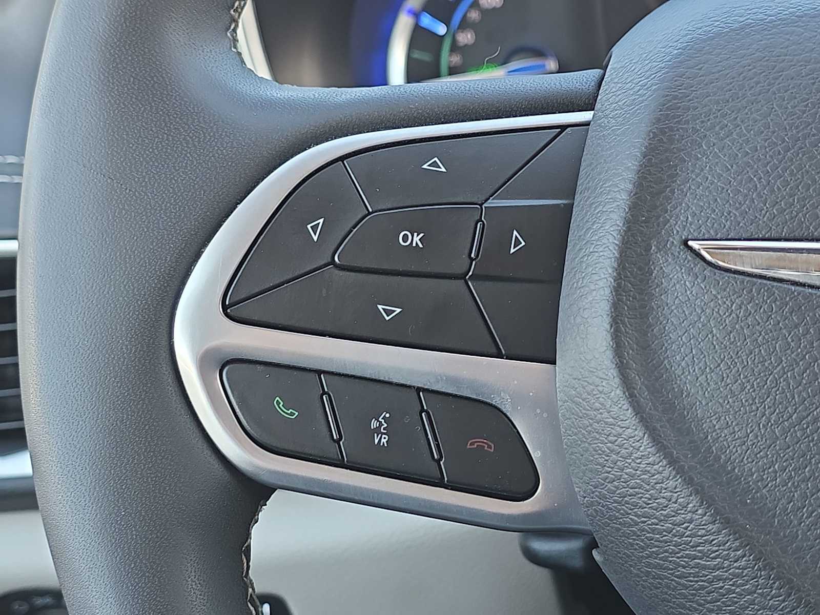 Thumbnail: 2024 Chrysler Pacifica - 28