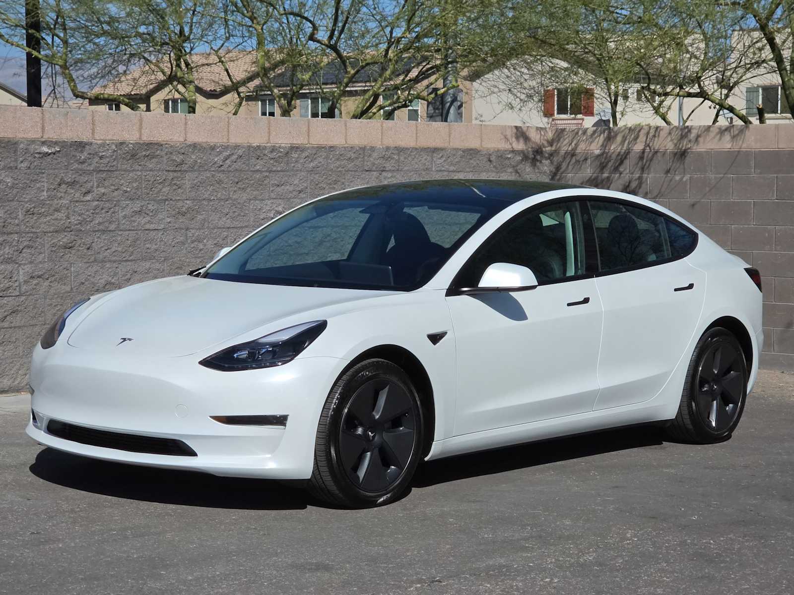 Thumbnail: 2023 Tesla Model 3 - 5