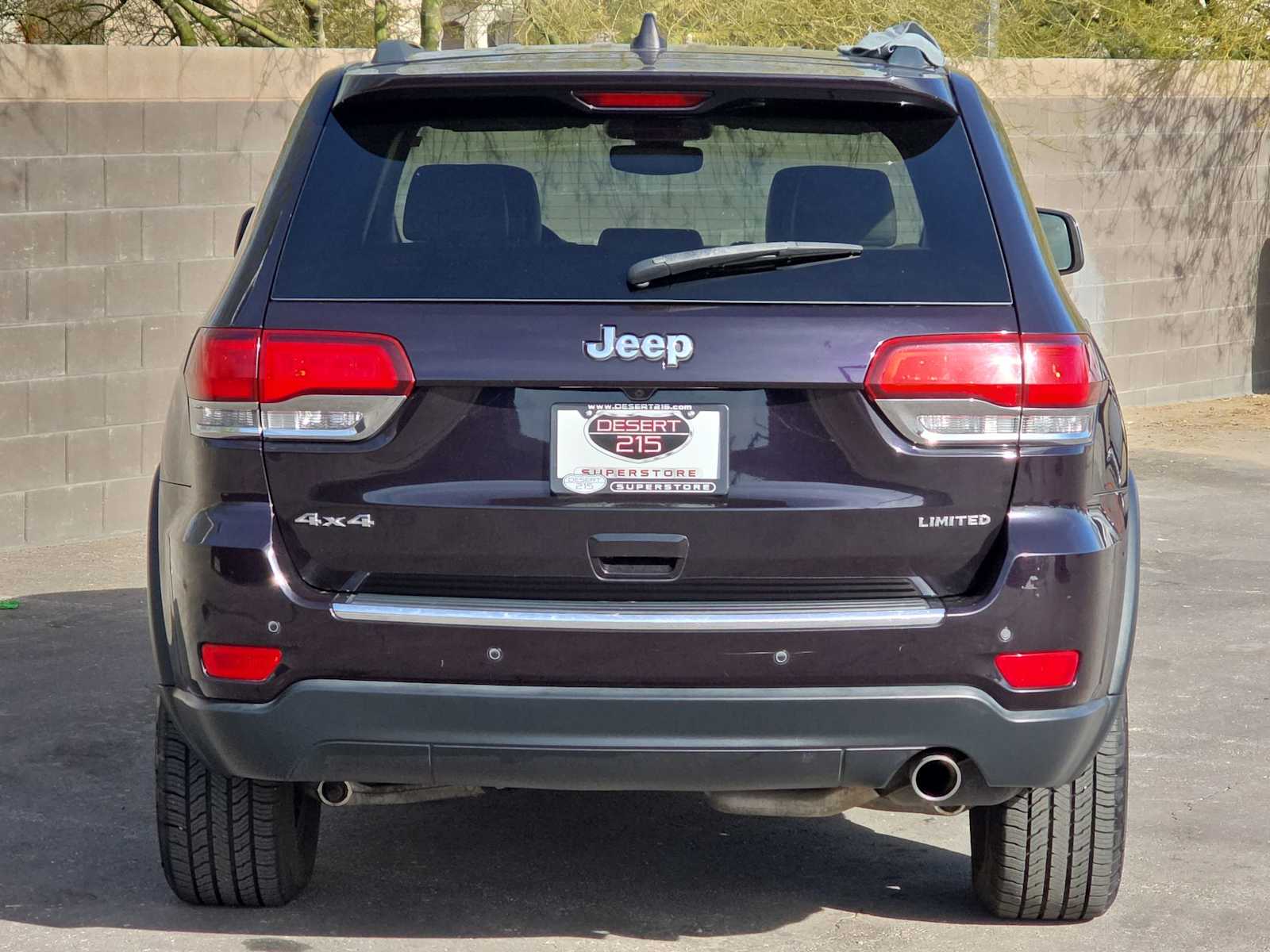 Thumbnail: 2020 Jeep Grand Cherokee - 8