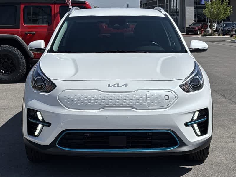 Thumbnail: 2022 Kia Niro - 3