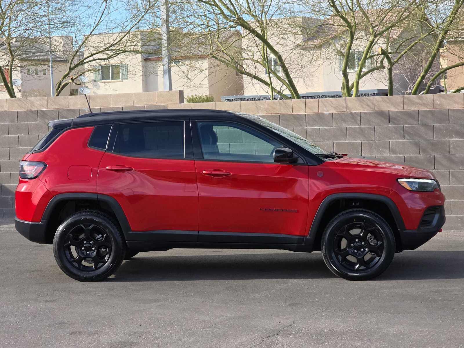 Thumbnail: 2023 Jeep Compass - 10