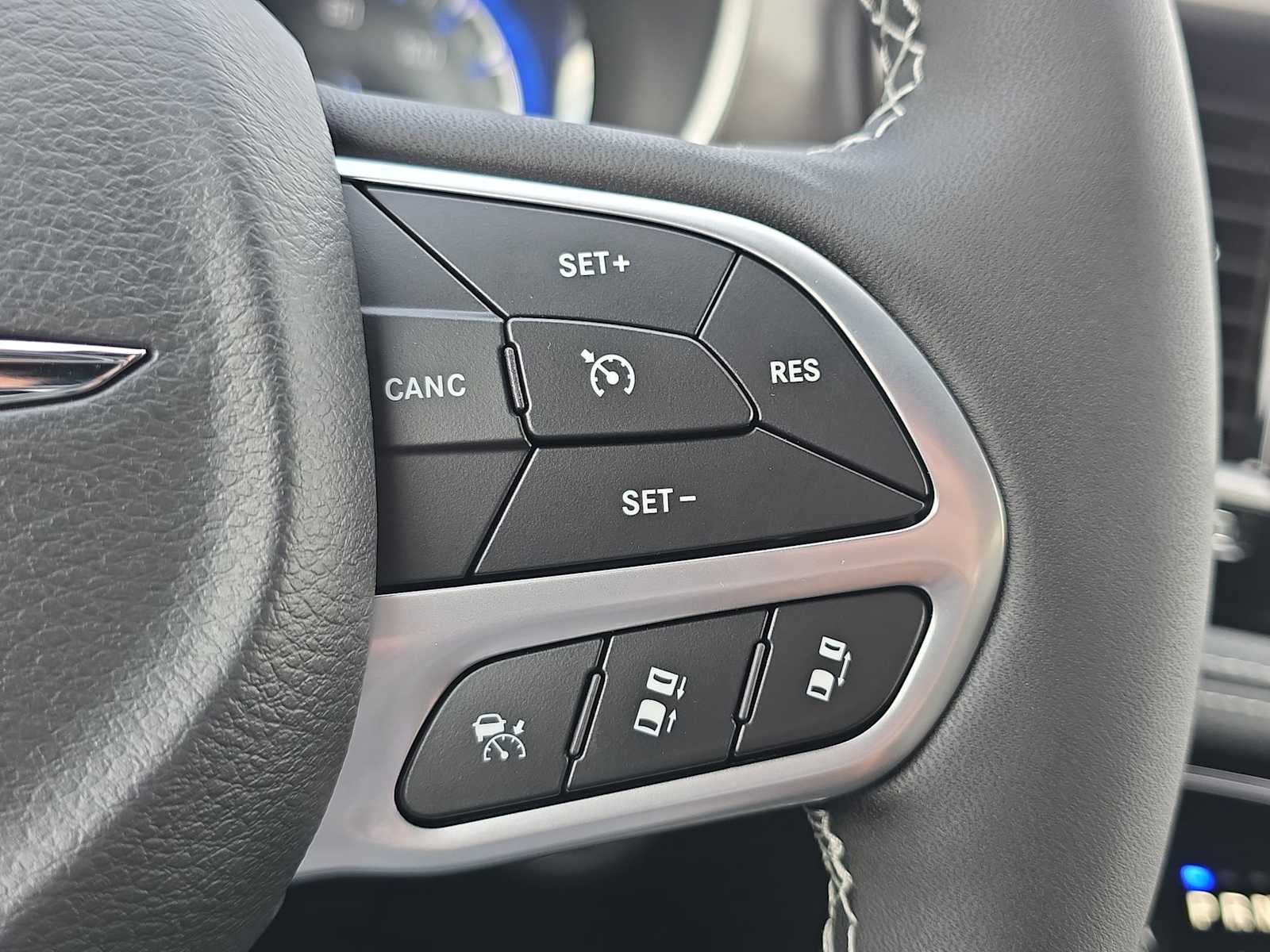 Thumbnail: 2026 Chrysler Pacifica - 28
