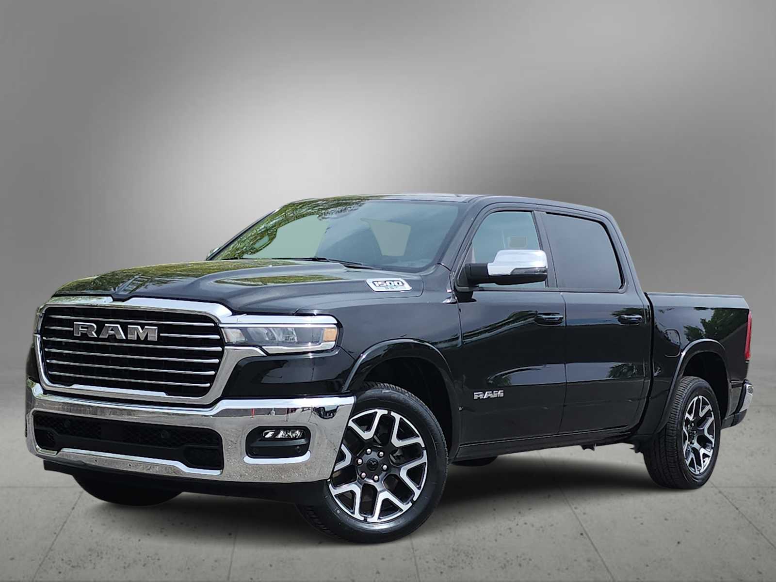 Thumbnail: 2025 RAM 1500 - 1