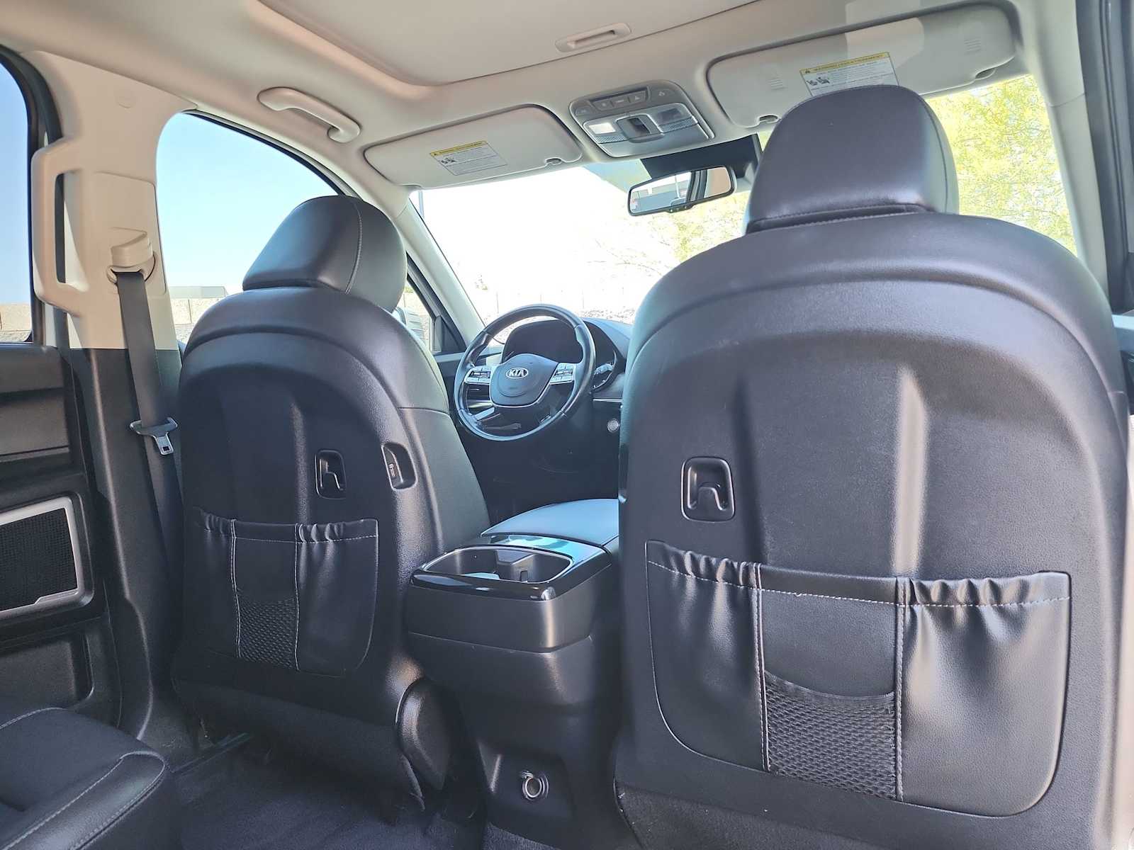 Thumbnail: 2021 Kia Telluride - 16